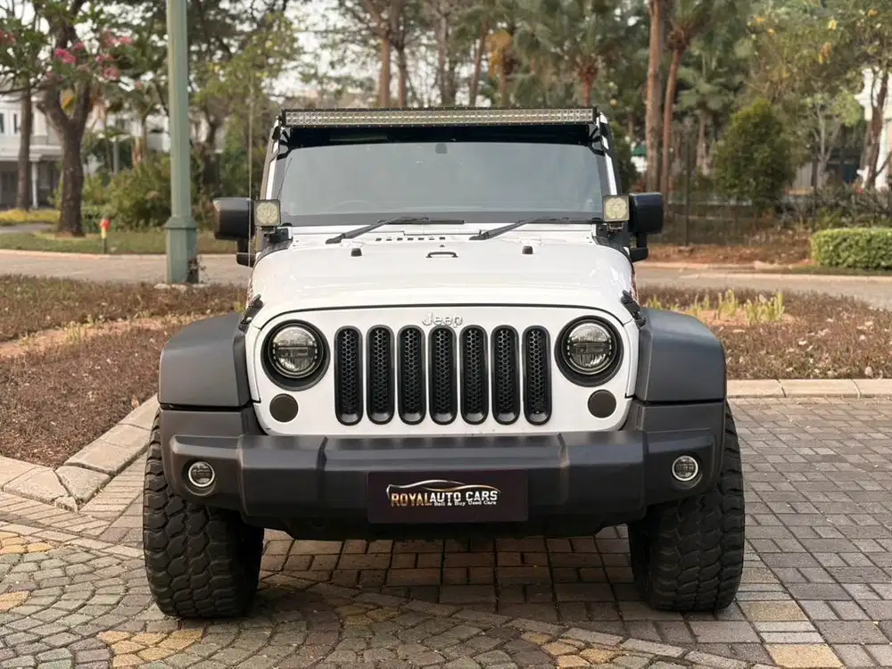 [UNIT ANTIK] Jeep Wrangler Rubicon Pentastar 3.6 JK Sport 2012