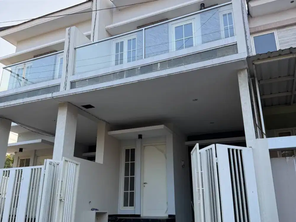 Dijual rumah baru minimalis tenggilis mejoyo selatan