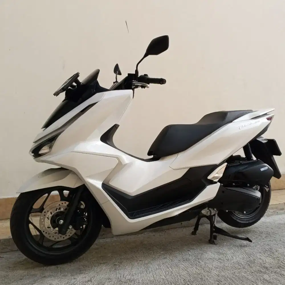 HONDA NEW PCX 160 CBS TAHUN 2027 CASH KREDIT MURAH DP 2.100