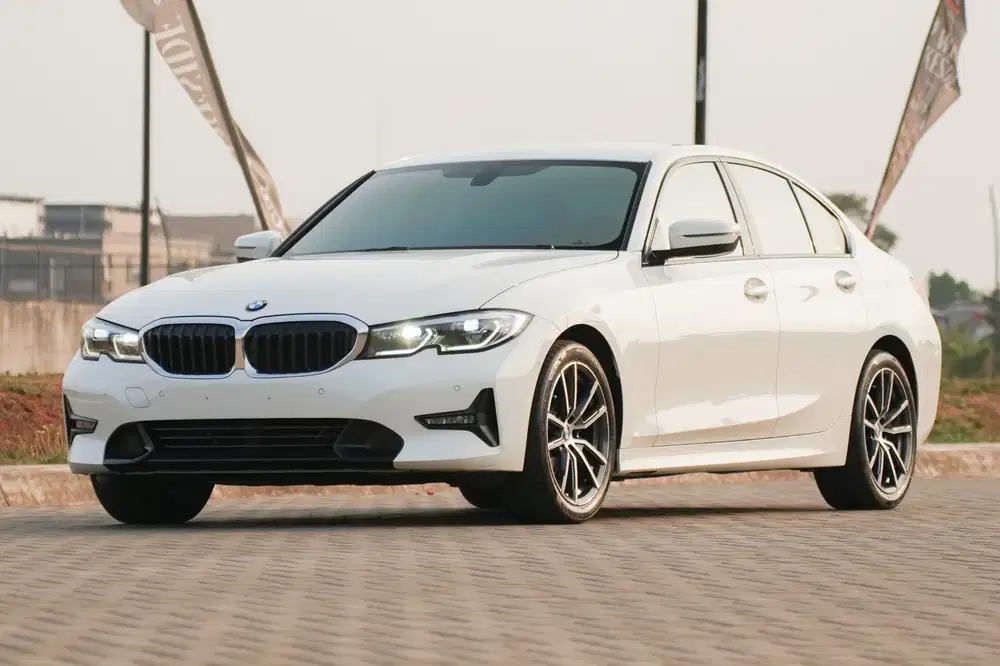 BMW 320i Sport 2020 New Model (G20) 330I 520I 530I 730I C200 C300 E300