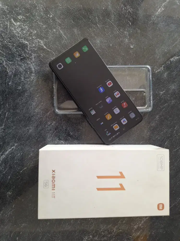 Xiaomi 11T 5g
Ram 8+4 256 GB Grey. Barang Spesial Mulus rawatan 99%