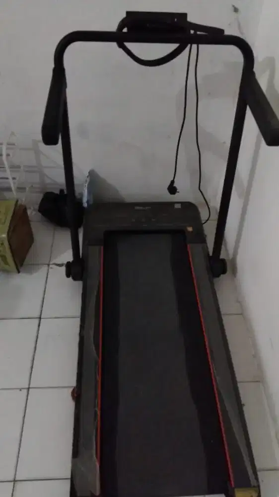 Di jual treadmil