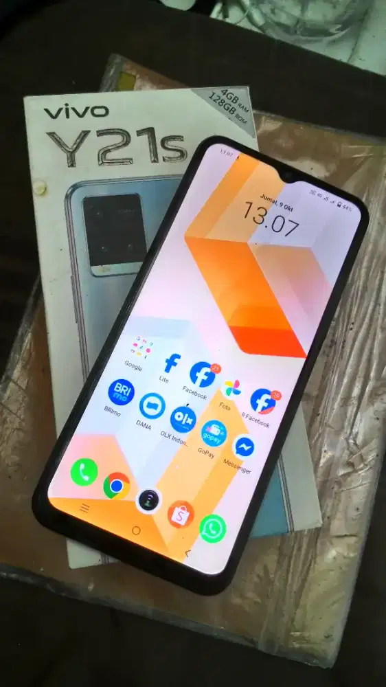 Vivo y21s 4/128 HP lengkap ori