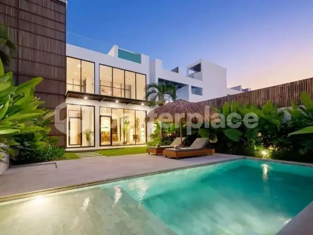 Three-Storey Premium 3-Bed Villa in the Heart of Canggu — Rooftop Pool-Jacuzzi, Open-Air Kitchen and Rice Field Panoramas