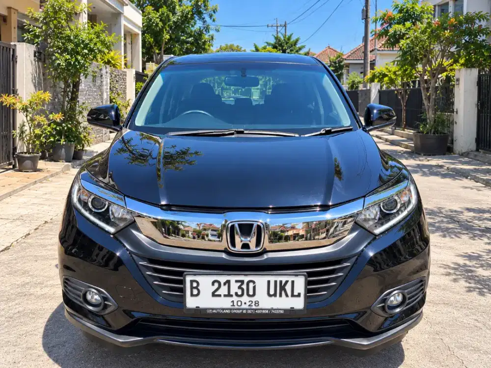 Honda HRV E 2018 Matic Hitam Facelift
