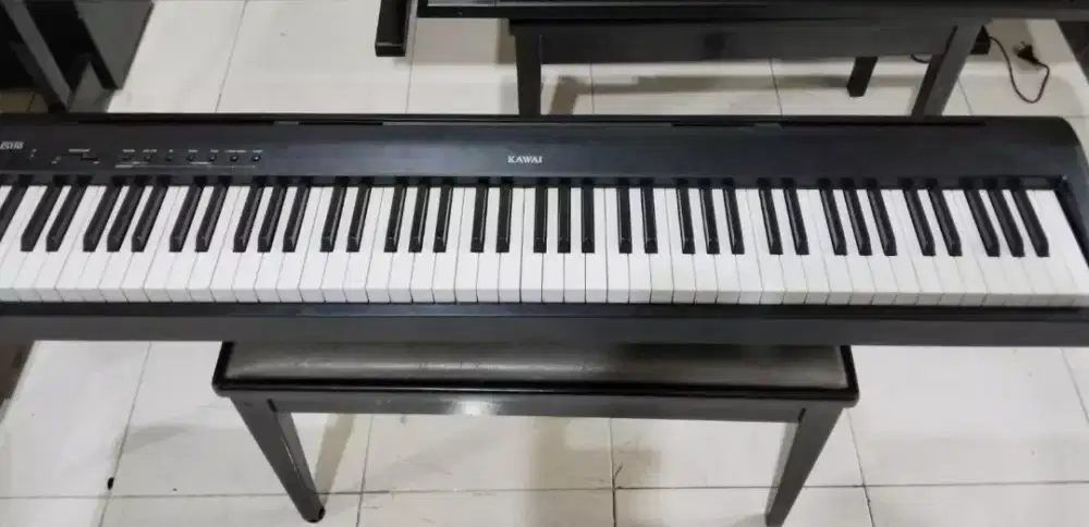 Piano digital KAWAI ES110