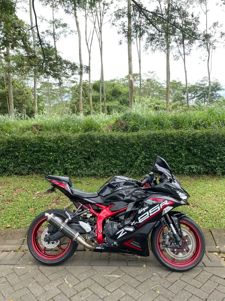 Jual Santai KAWASAKI ZX25R 2021 MULUS