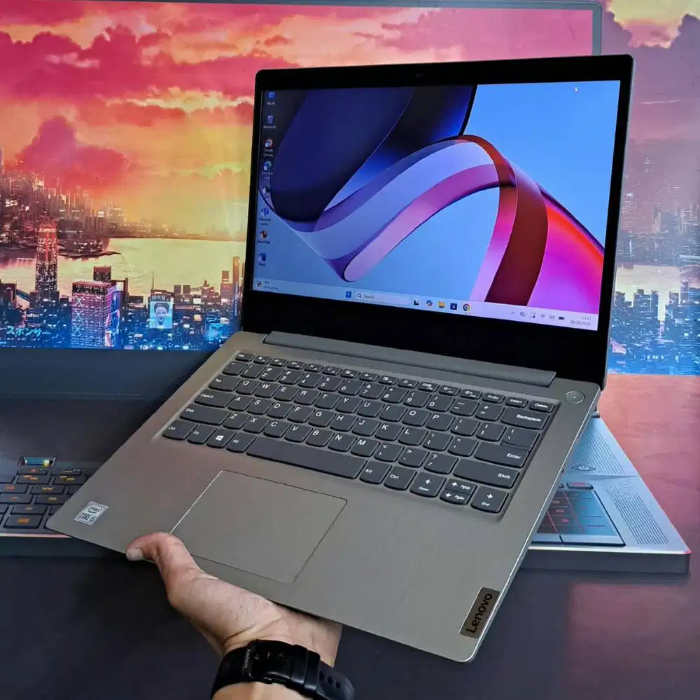 Lenovo ideapad slim 3 Intel core i5-1035G1 RAM 8GB SSD 256GB