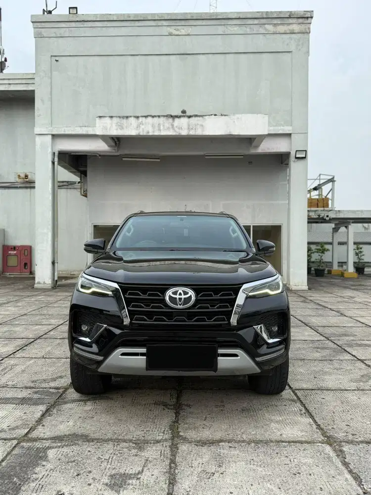 Toyota fortuner vrz 2.4 at 2021/2022