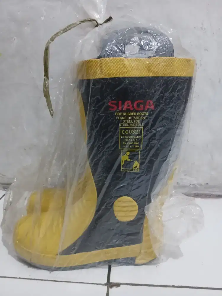 sepatu Safety,,,merk Harviks Siaga