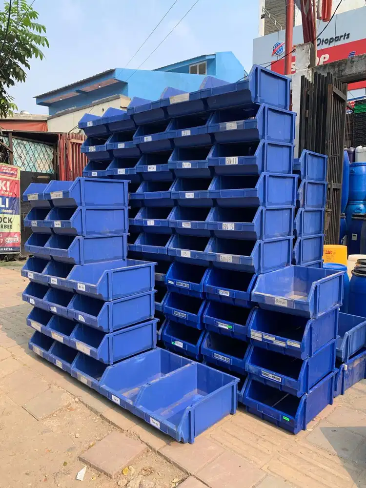 BOX PERKAKAS SUSUN KODE 0111 PBB