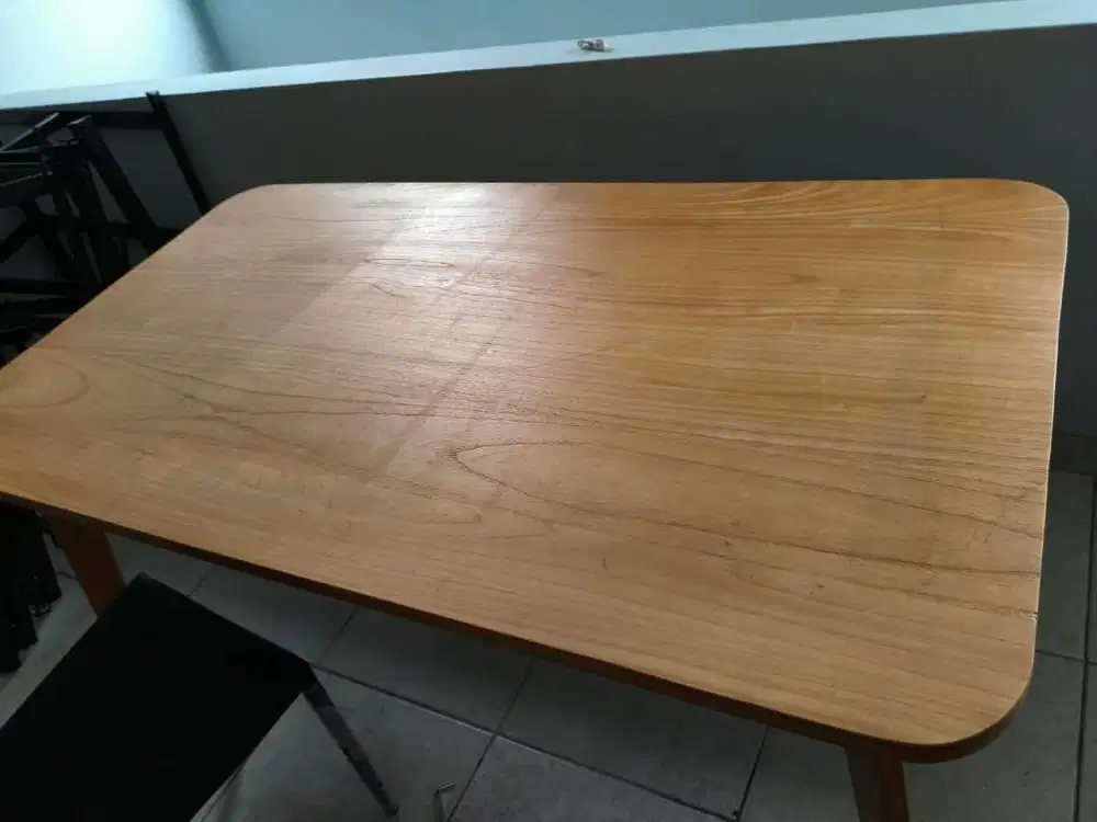 MEJA KANTOR BEKAS