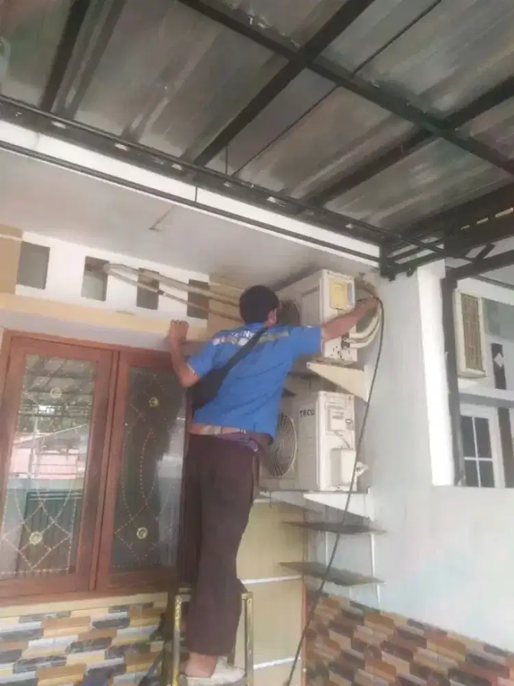 Service AC bongkar pasang AC kulkas pompa air