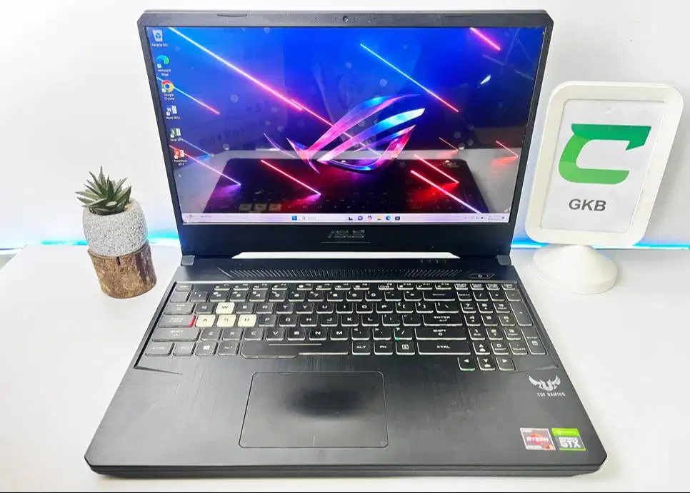 Laptop Gaming Asus VGA 4gb Nvidia GTX Framerate smooth 144Hz Aura RGB