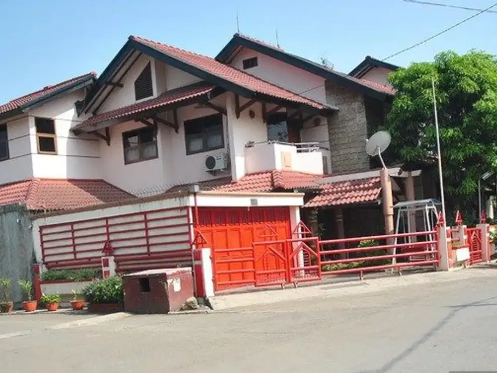 Jual Rumah Hook Bumi Asri Mekar Rahayu 2 Lantai, LT 142 m² – Rp1,5 M Nego