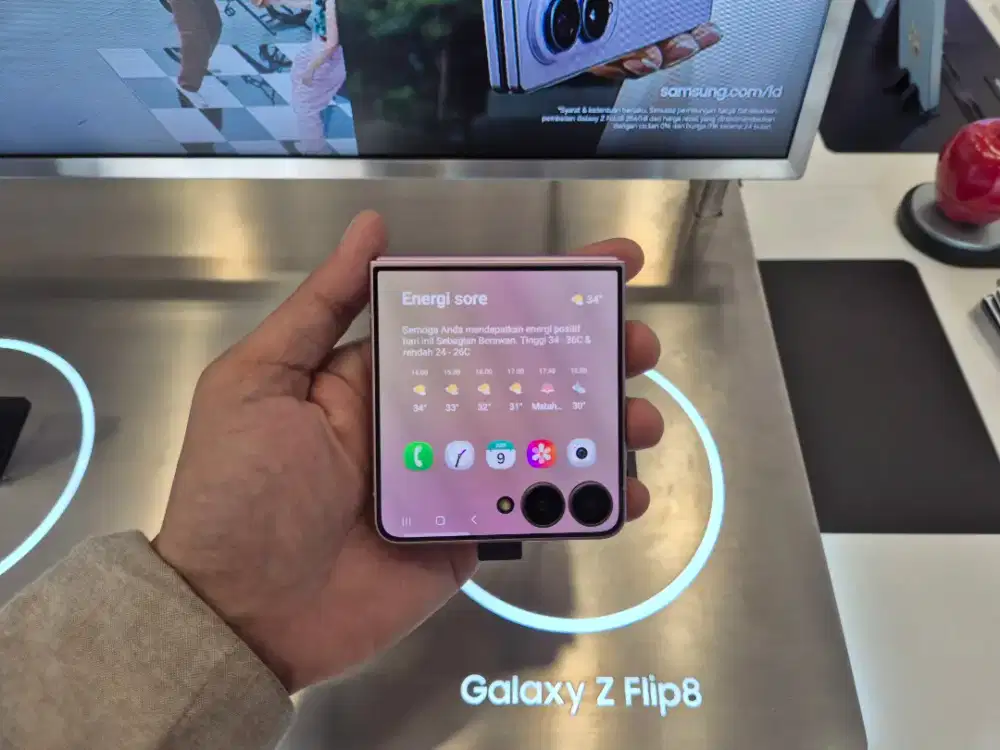 Samsung Galaxy Flip 8 5G