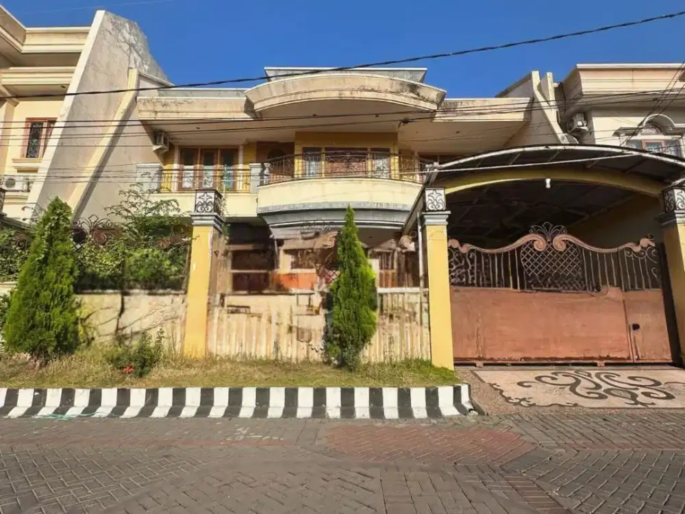 Rumah 2 Lantai Bagus SHM di Dharmahusada Mas Siap Huni