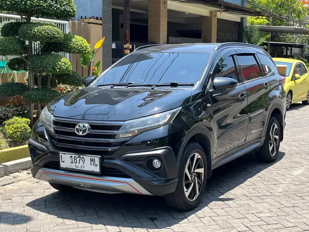 TOYOTA RUSH S TRD AT 2019 HITAM