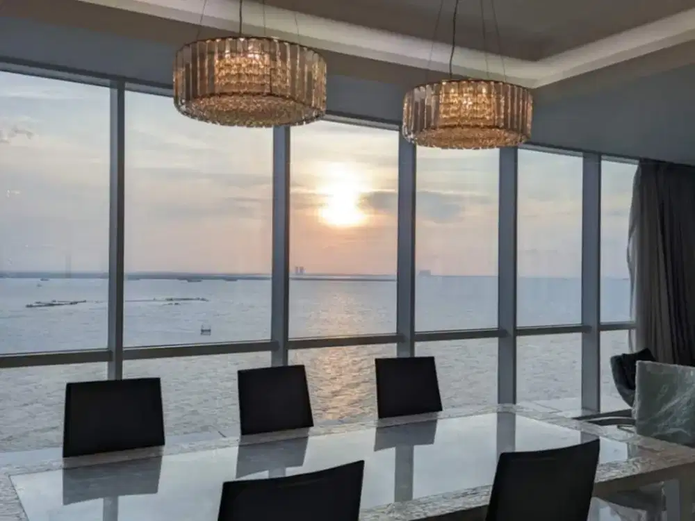 Dijual Apartemen Regatta 3+1 BR Furnish sea view Uk 243 m2 at Jakut