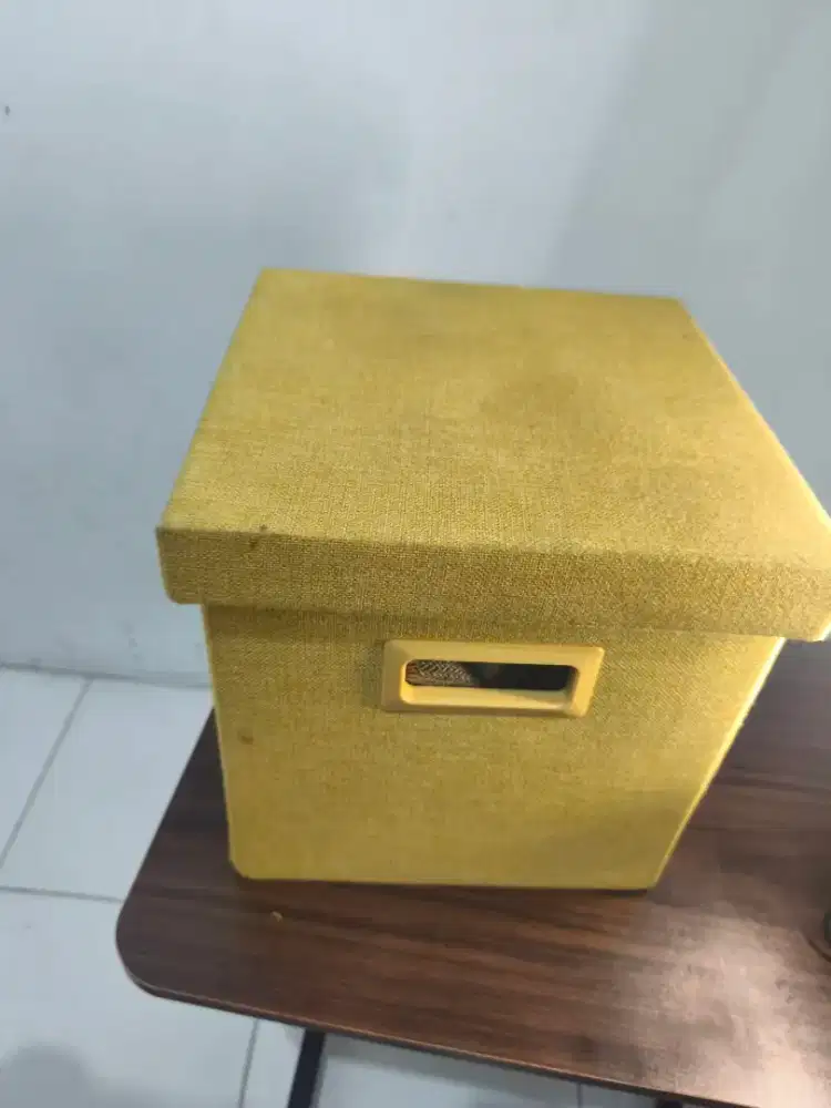 Stora Bangku Ottoman Lipat / Kotak Penyimpanan Storage Box - Kuning