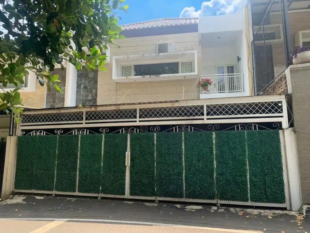 Harga Bawah Pasar Rumah Cantik Murah Terawat SHM 2 Lantai di Ciganjur Jagakarsa Jakarta Selatan