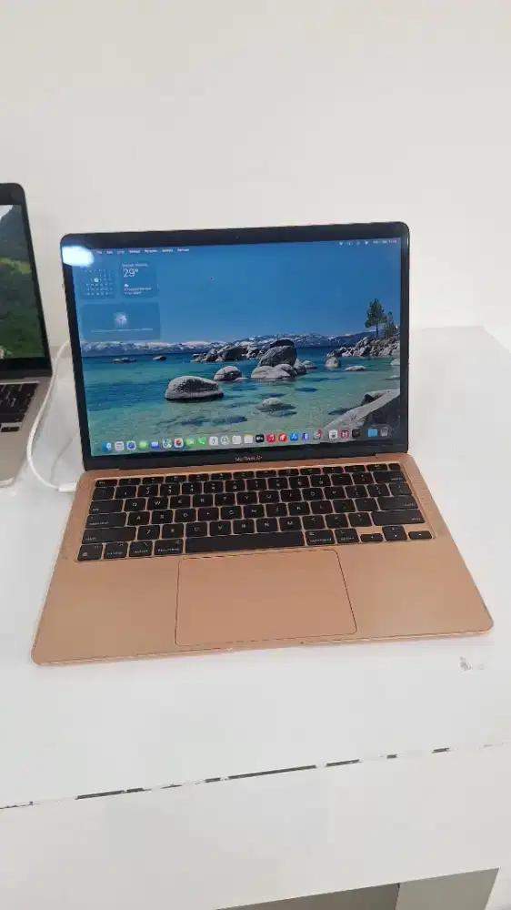 MACBOOK AIR M1 2020 13 8/256 GB