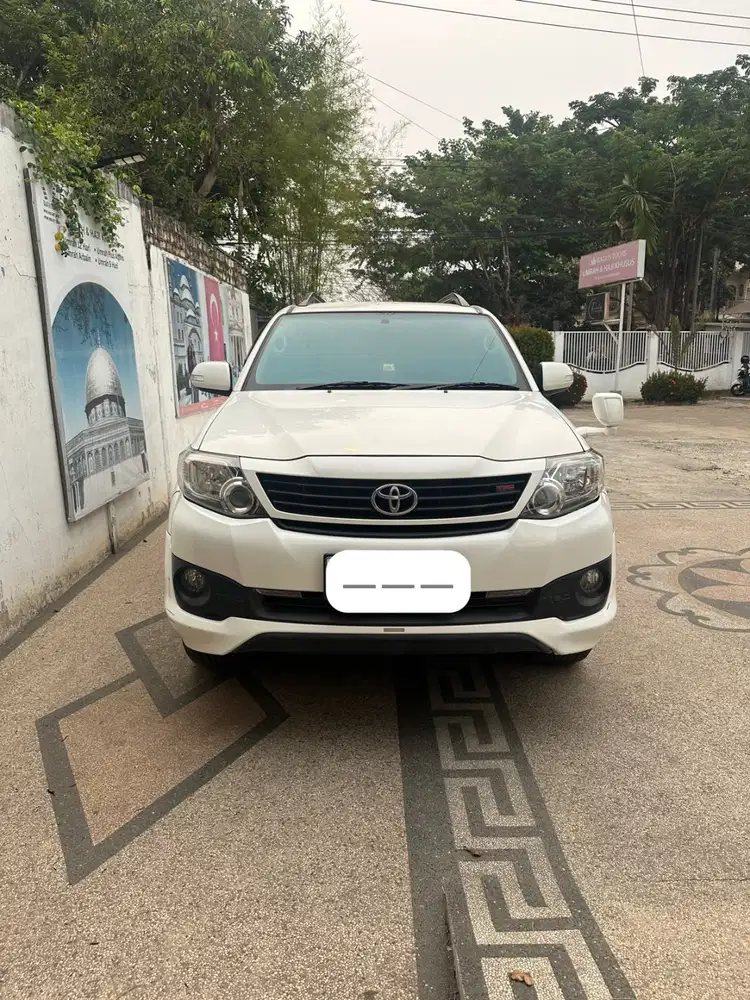 JUAL FORTUNER TRD 2014 (BANJARMASIN / KALIMANTAN SELATAN)