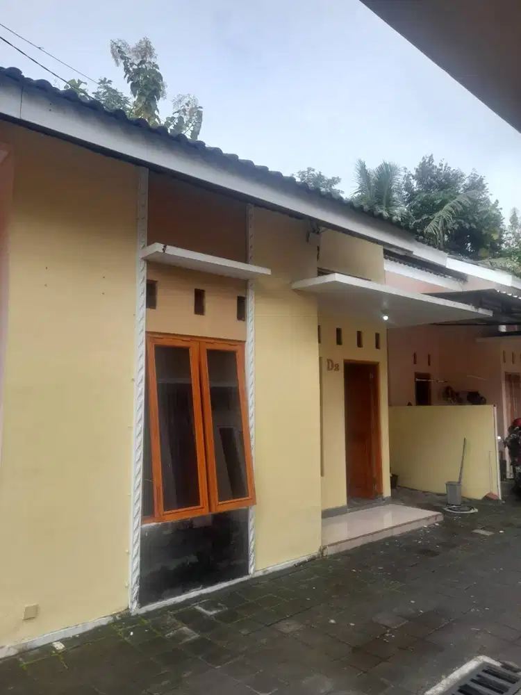 di sewakan rumah no d3 di the darmaja jl kebon agung cebongan sleman