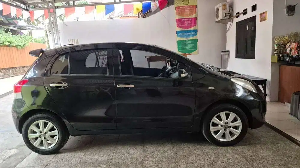 Toyota Yaris 2011