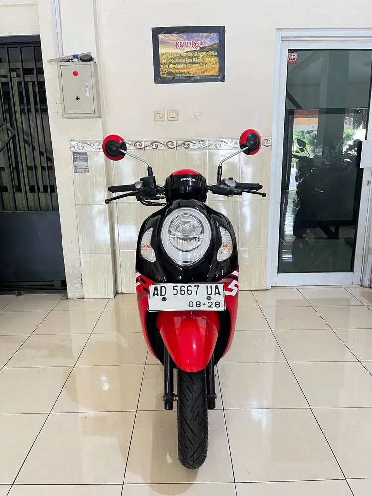 Scoopy istimewa