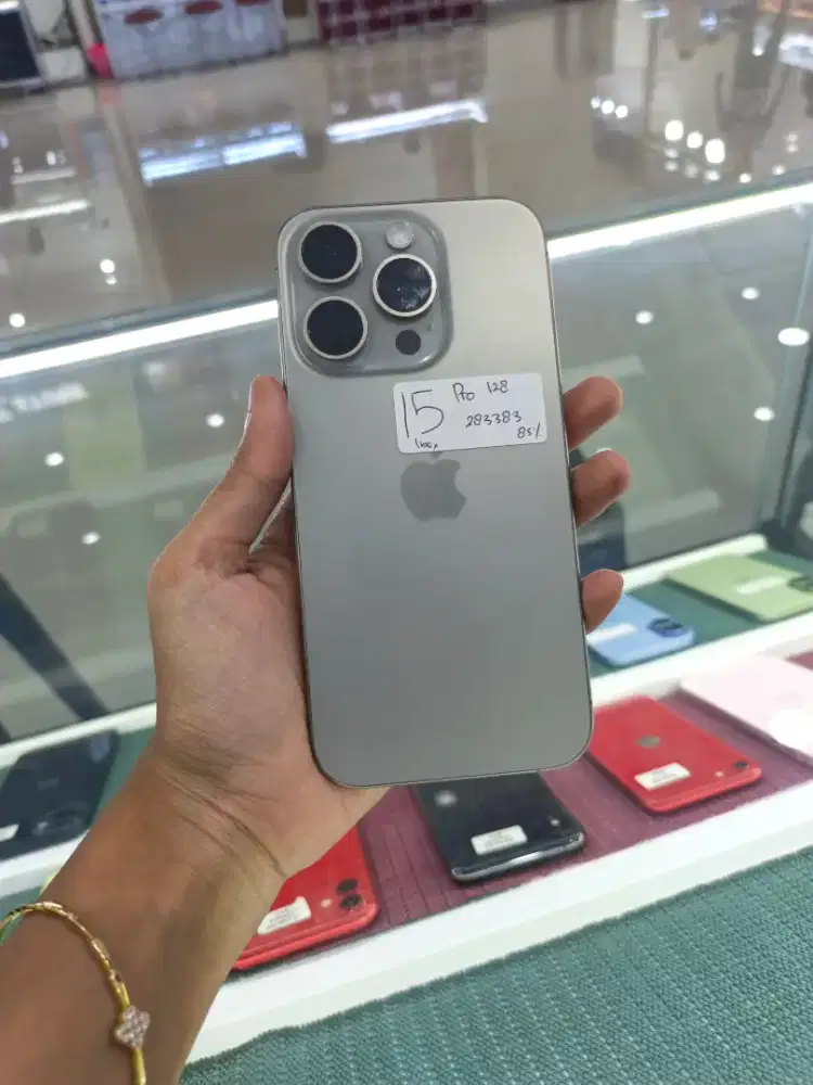 iPhone 15 pro 128 GB second linke new