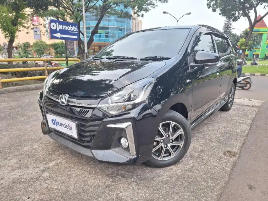DP MURAH Daihatsu Ayla 1.2 R Bensin-MT 2022 Hitam C9BVA