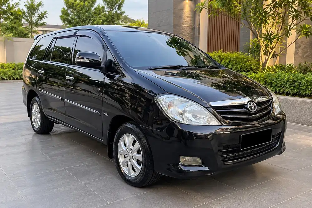 INNOVA G AT 2,0 Th 2011 Tangan 1 Garansi mesin 1 thn