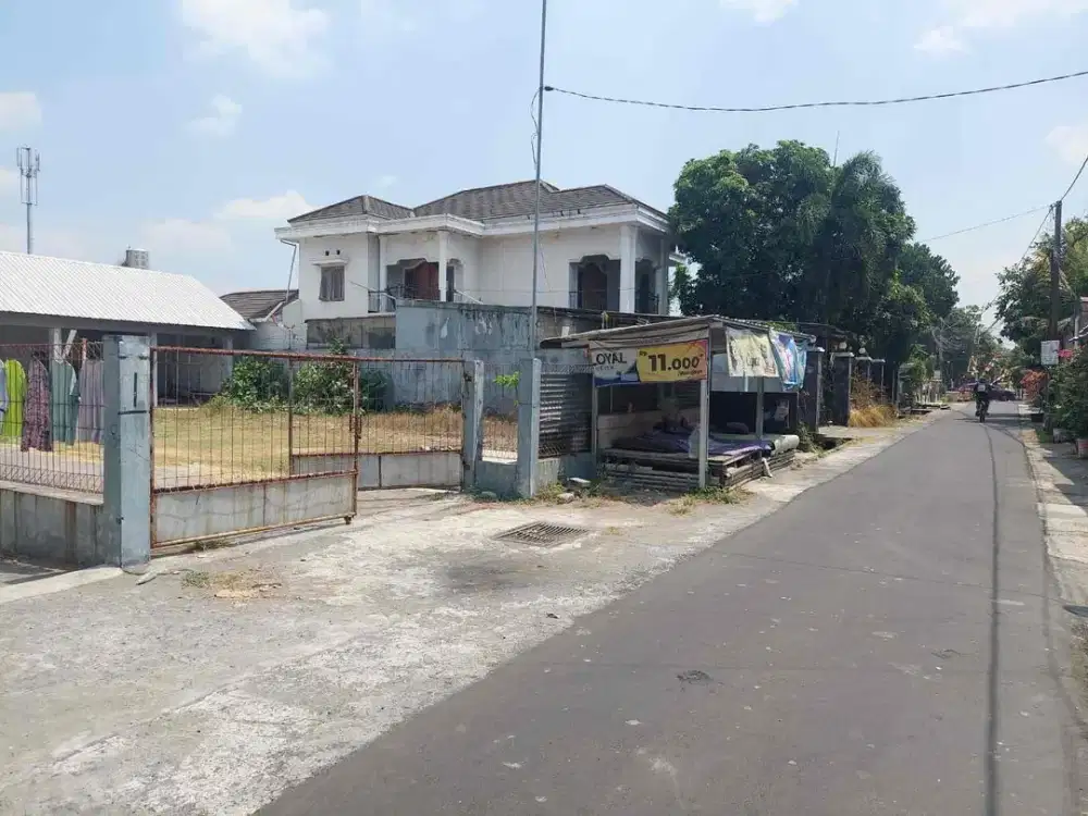 Tanah pekarangan bagus strategis hook area Maguwoharjo Jogja Bay