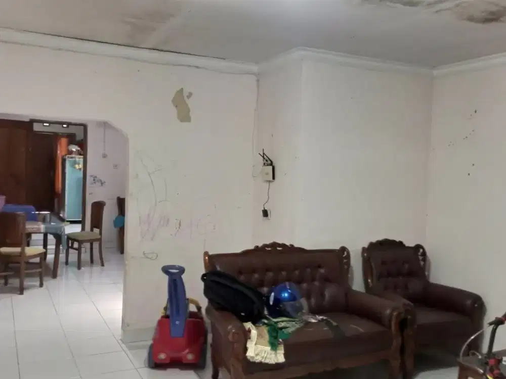 Dijual Rumah di Kompleks Sekneg Blok A