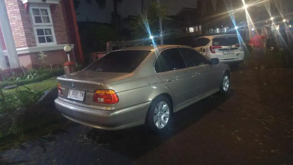 bmw coklat jadul
