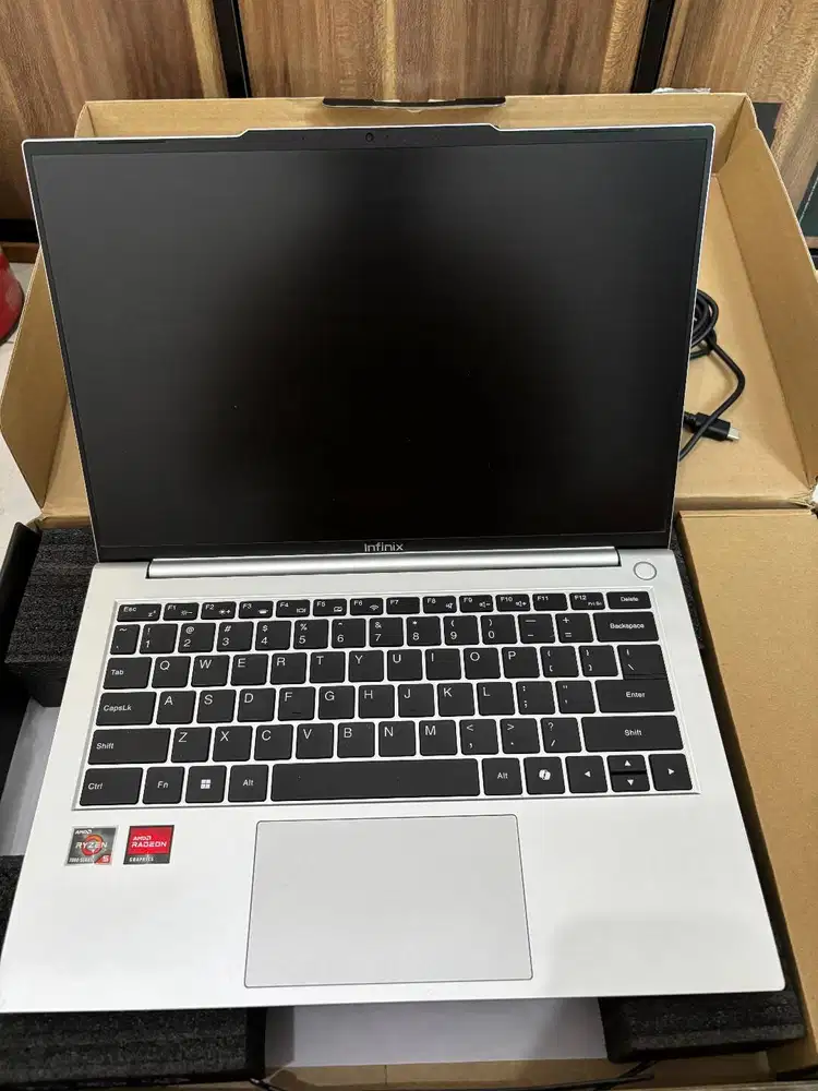 [DIJUAL] INFINIX XBOOK B14 RYZEN 5 7535HS 8GB 512GB W11 14.0WUXGA IPS
