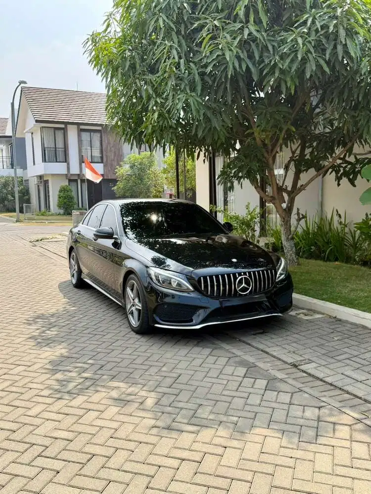 Mercedes-Benz C200 2018 Bensin