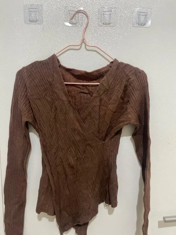 Baju V Neck Wanita