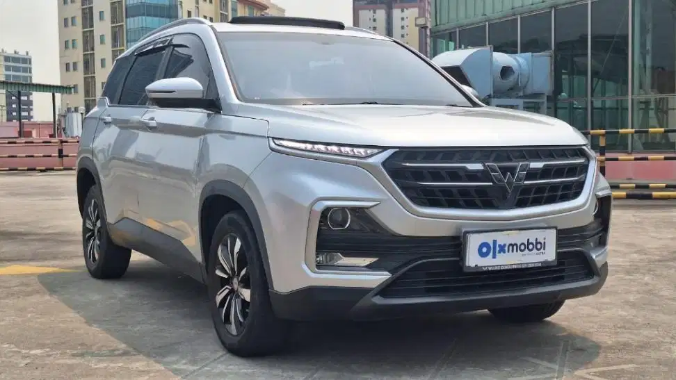 KM Rendah - Wuling Almaz 1.5 Exclusive 5-Seater Bensin-AT 2019