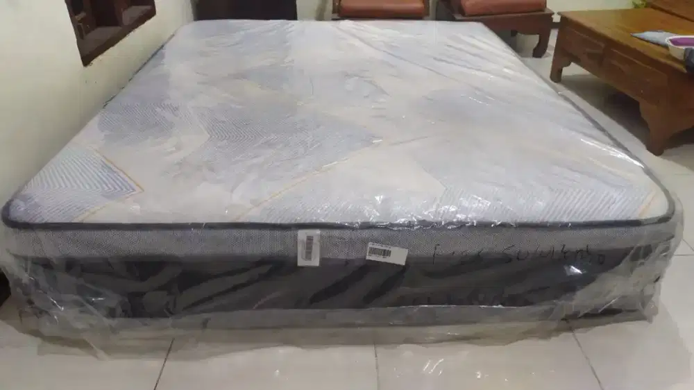KASUR SPRING BED MERK SPRINGBED IN THE BOX UKURAN 160 X 200