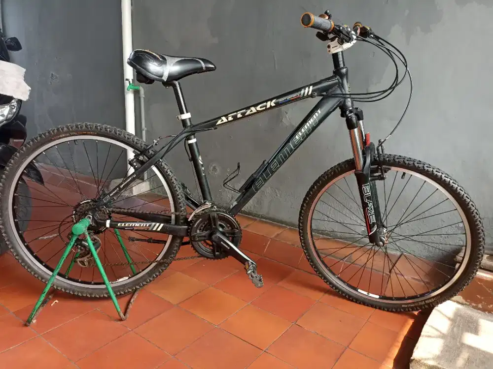 Sepeda Gunung ELEMENT dewasa