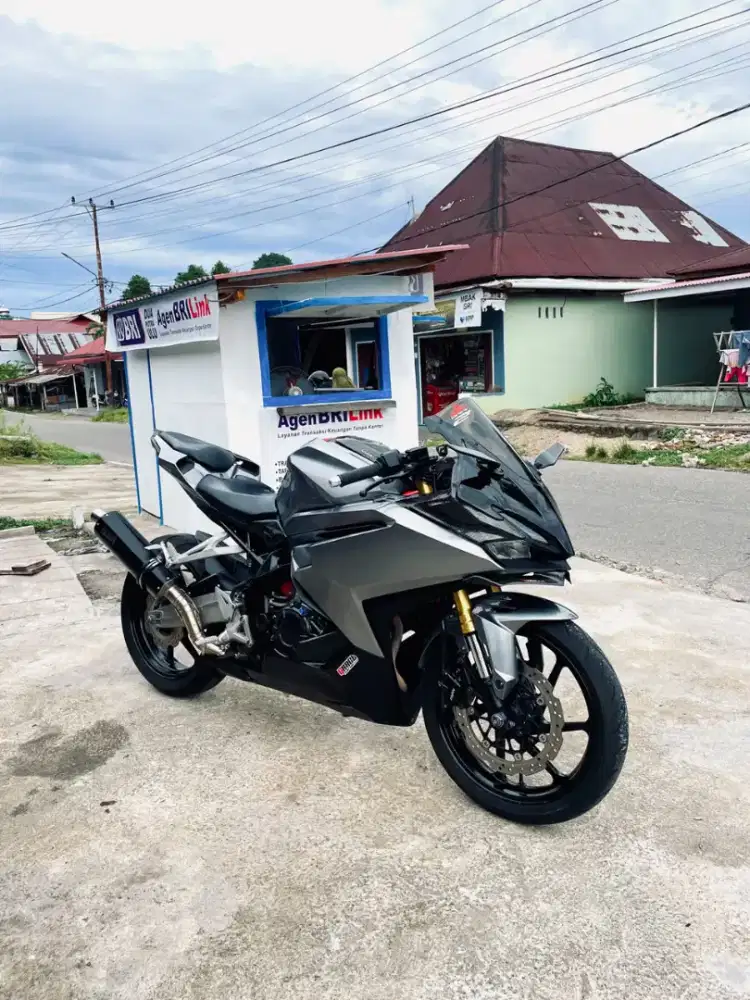 Honda CBR 250rr SP