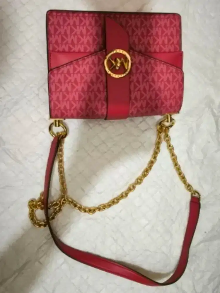 Tas Michal Kors Merah