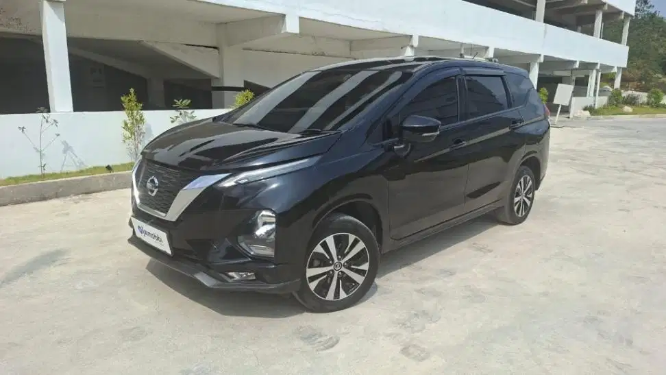 Nissan Livina 1.5 VE Bensin AT 2019