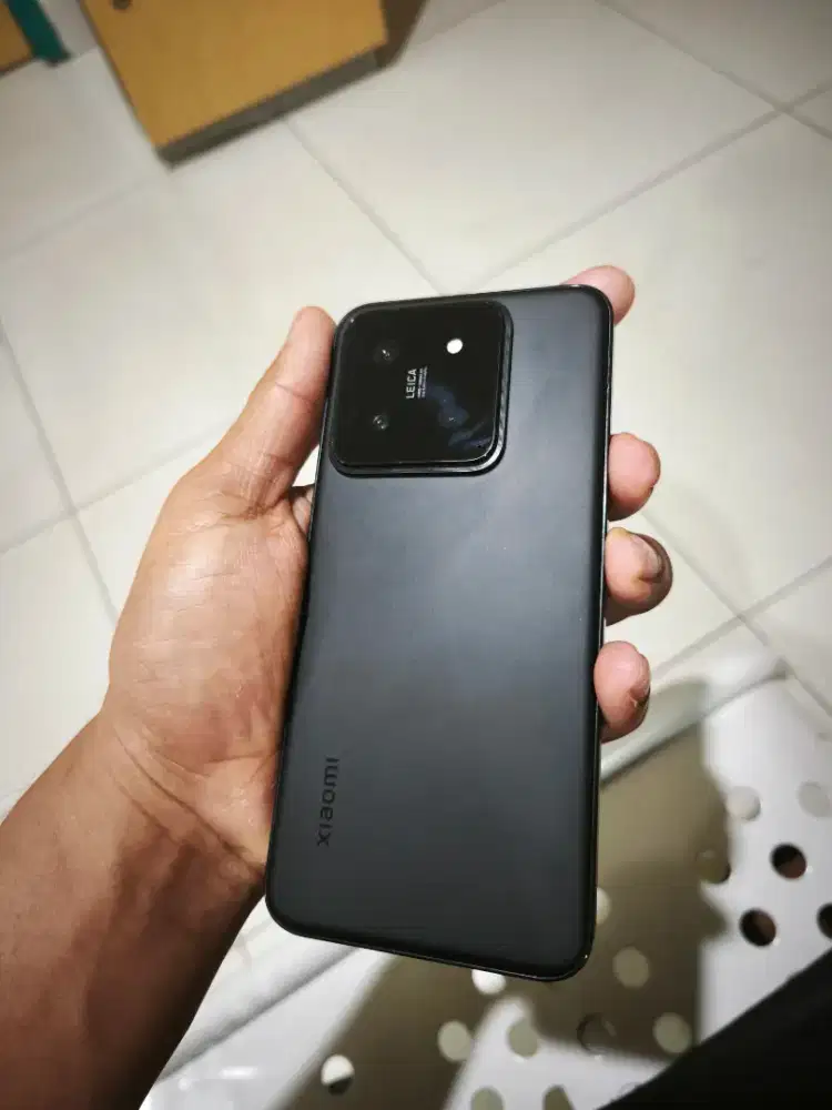 Xiaomi 14 fullset resmi