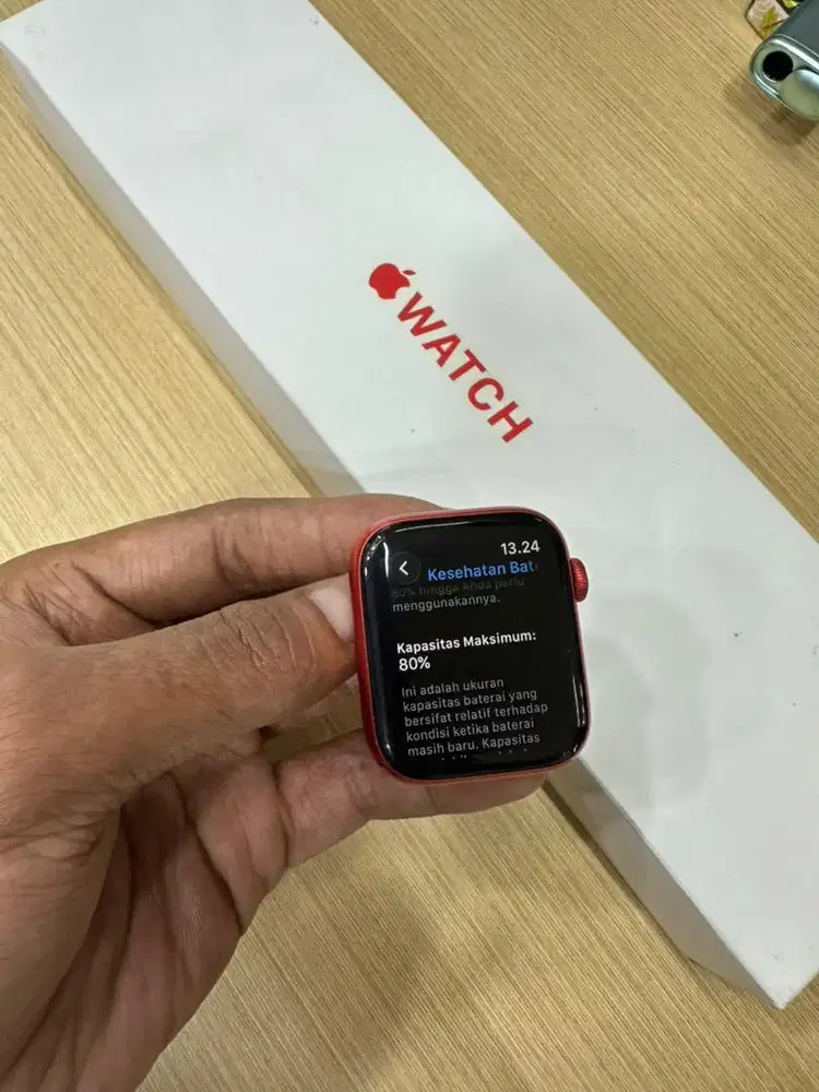 Apple watch S6 45MM Red