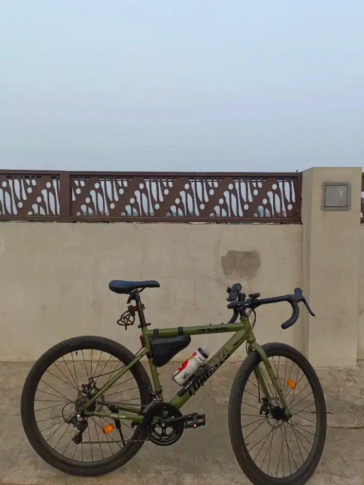 Sepeda Gravel Police Toronto Xtream