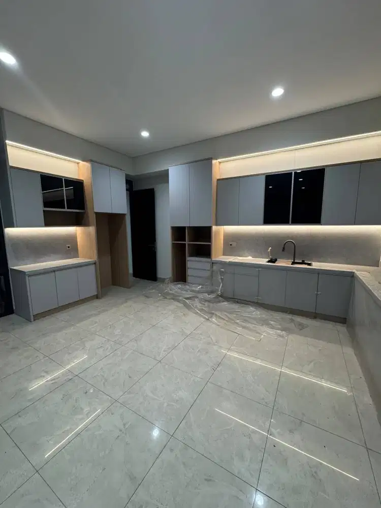Dijual Rumah Minimalis Semi Furnished Singgasana Pradana Bandung