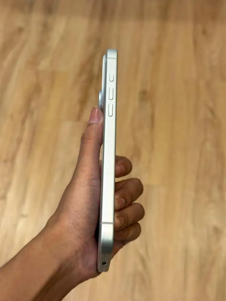 IPHONE 17 PM 512 COSMIC SILVER